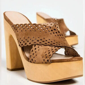 NWB Veronica Beard Gaynor Clogs Scalloped Leather Suede Cross Strap Chunky Heels